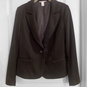 White House Black Market black blazer, size 6, gently used condition